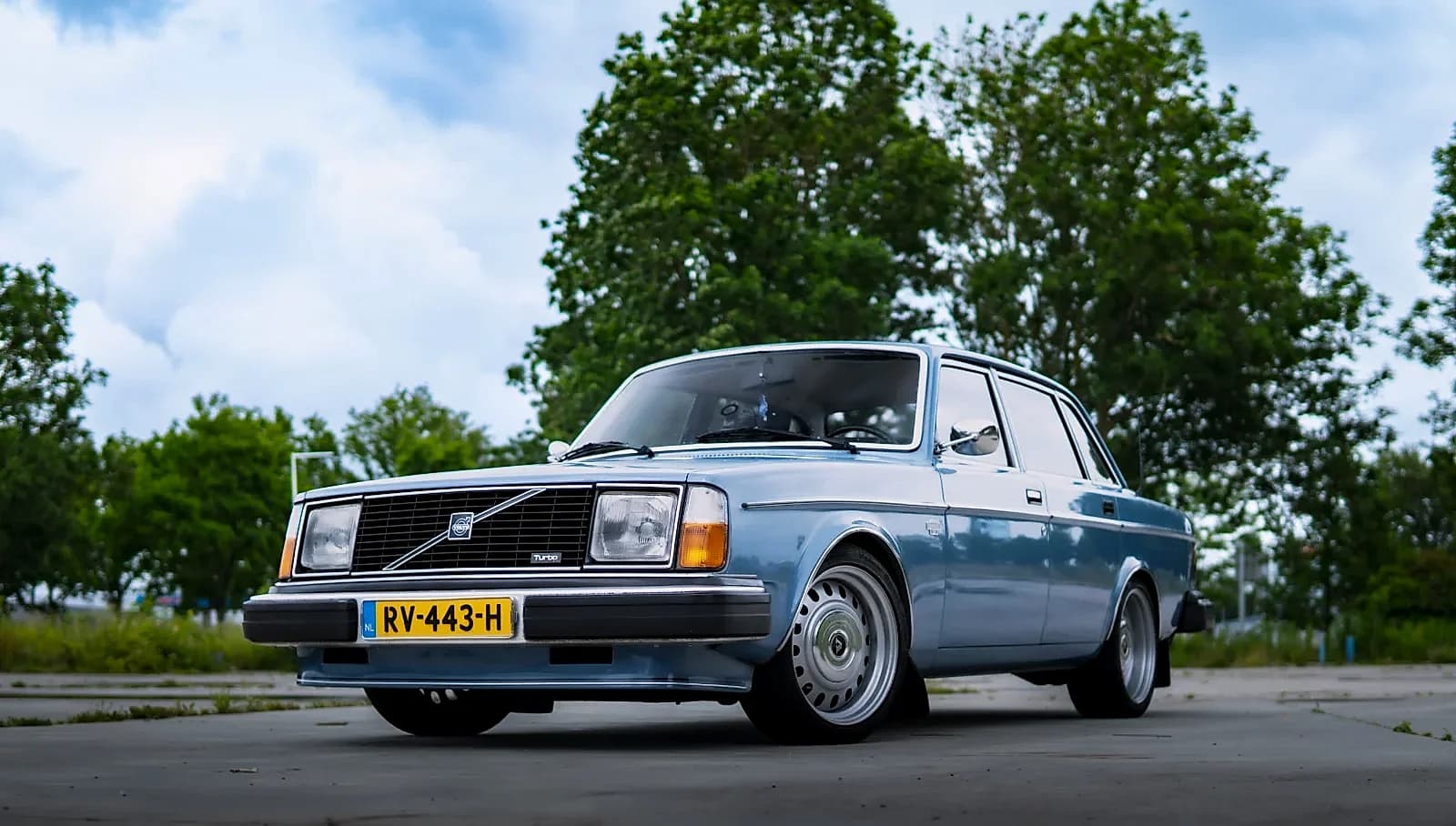 Volvo 240