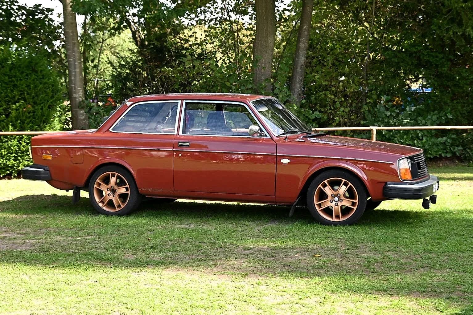 Volvo 240 1976