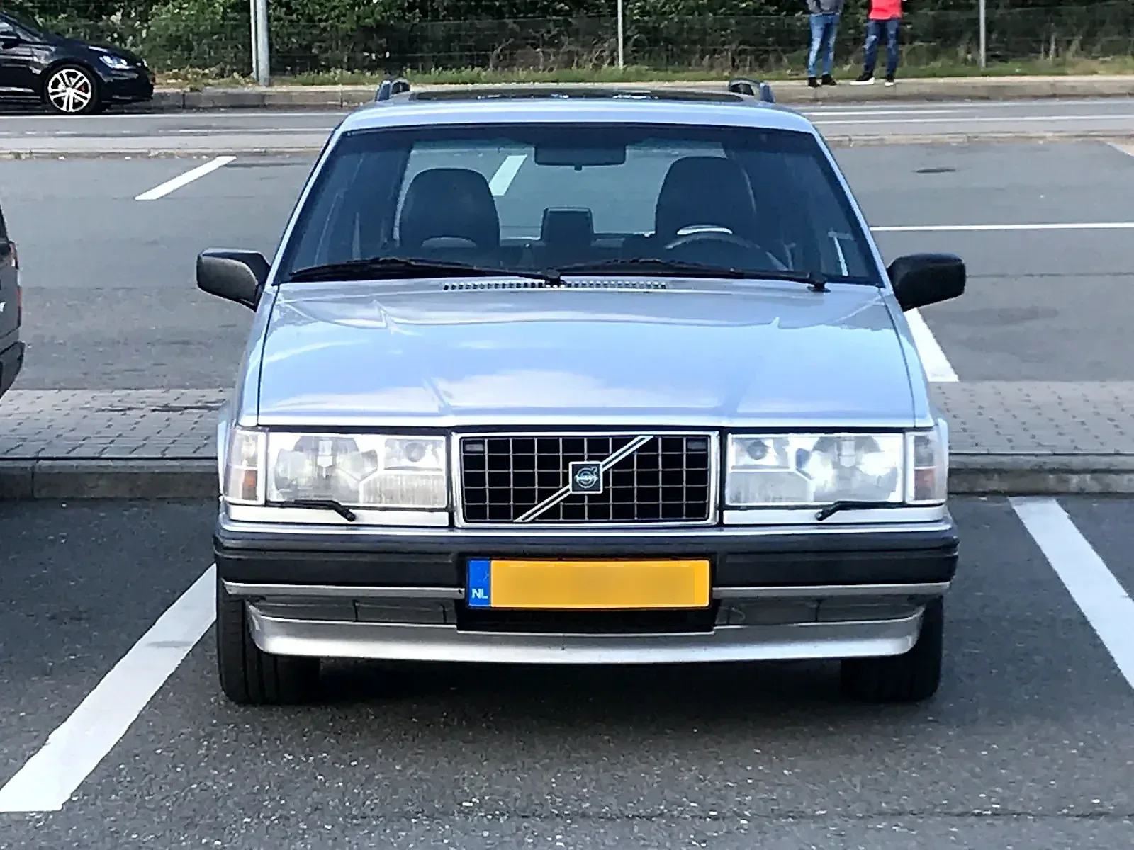 940