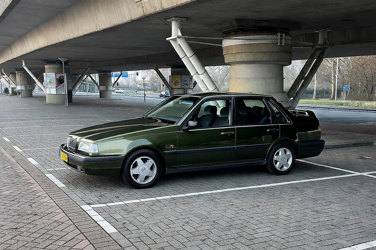 440 / 460